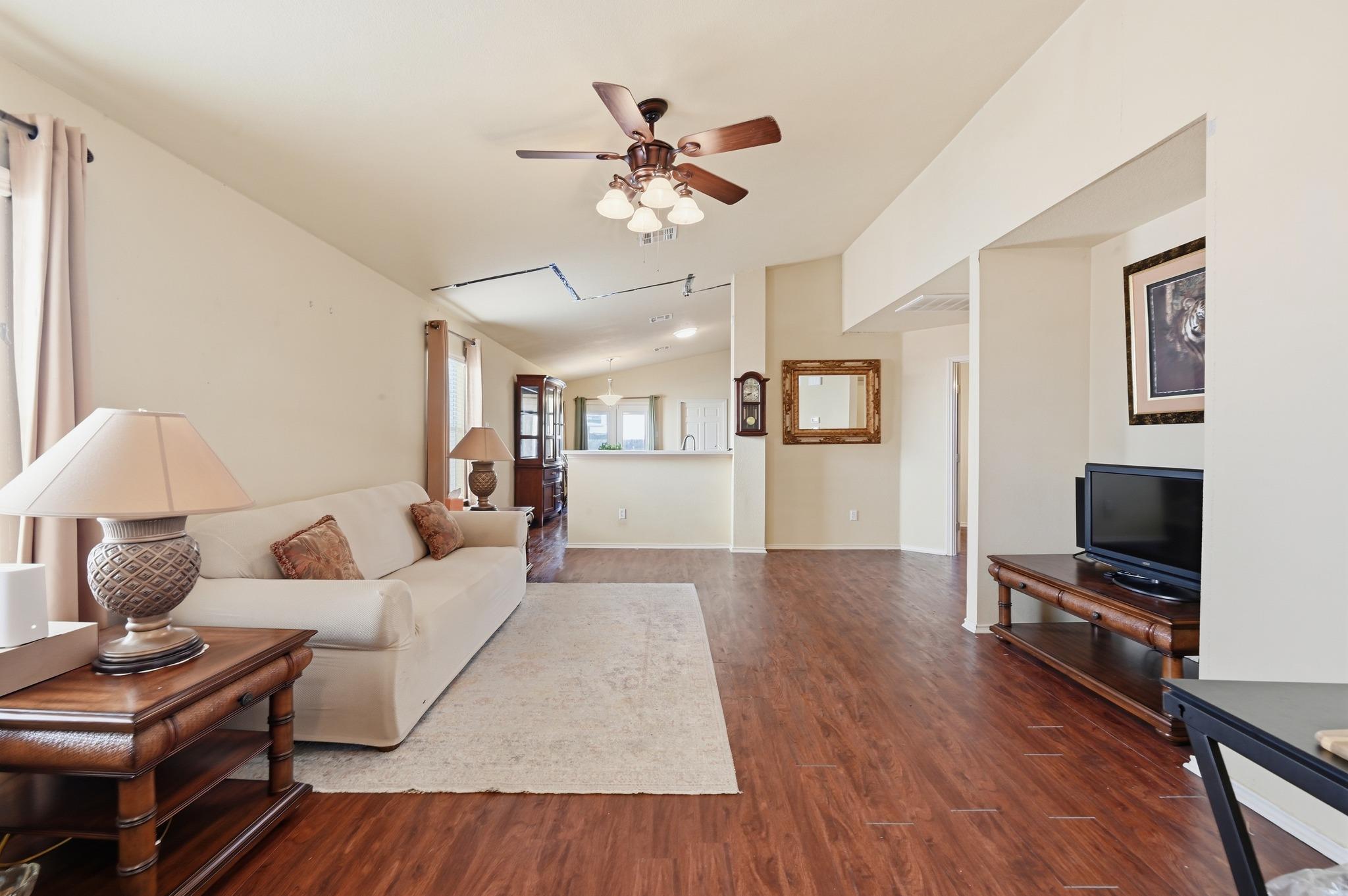 12804 Dwight Eisenhower ST, Manor, TX 78653 photo 5