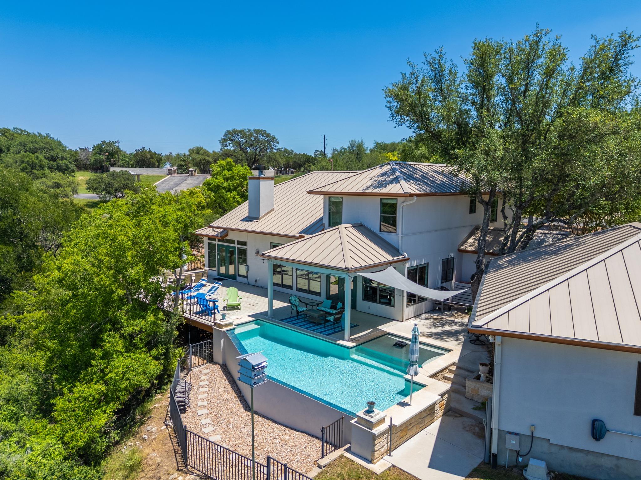 1121 Kings Cove DR, Canyon Lake, TX 78133 photo 2