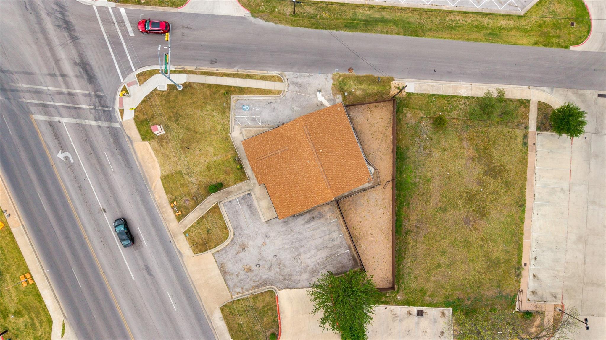 750 Mays ST, Round Rock, TX 78664 photo 2