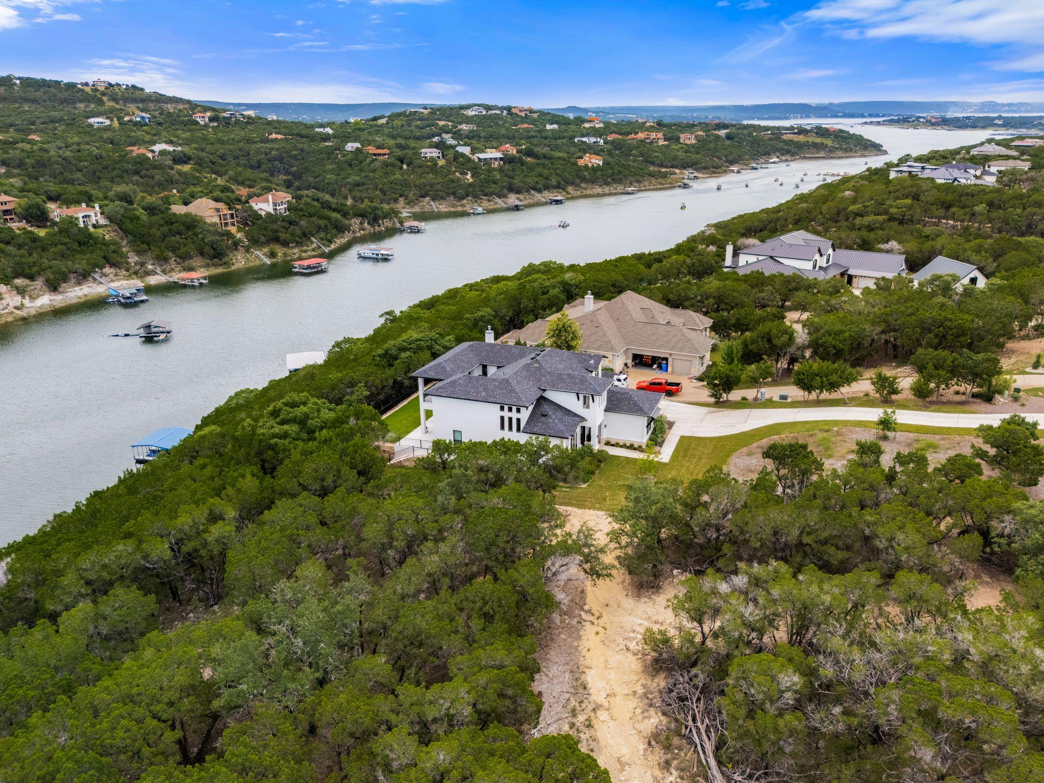 18724 Expedition TRL, Lago Vista, TX 78645 photo 2