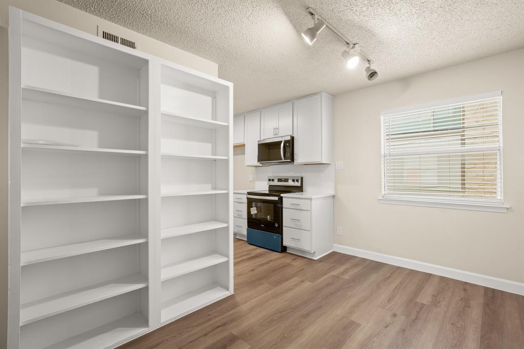 2408 Longview ST #112, Austin, TX 78705 photo 4