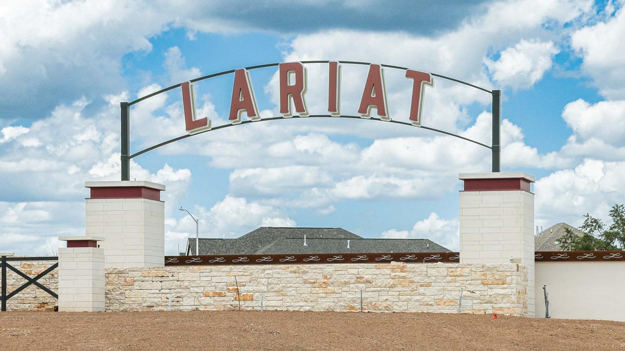 221 Rightfield DR, Liberty Hill, TX 78642 photo 3