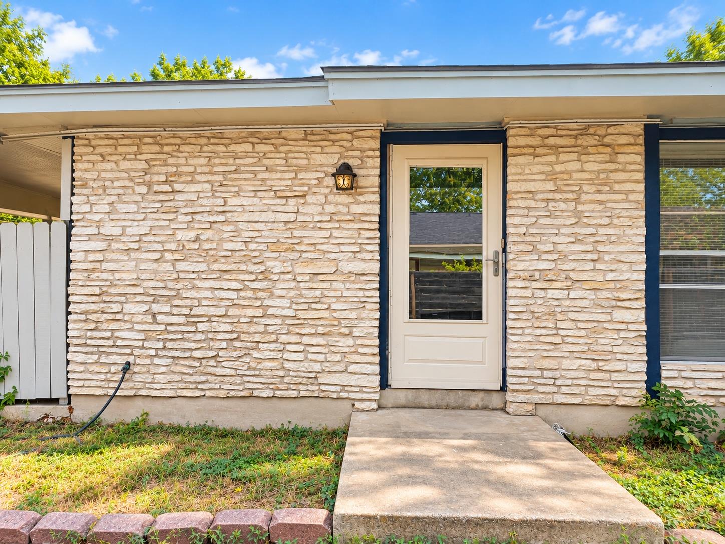 7702 Northcrest BLVD #A, Austin, TX 78752 photo 3