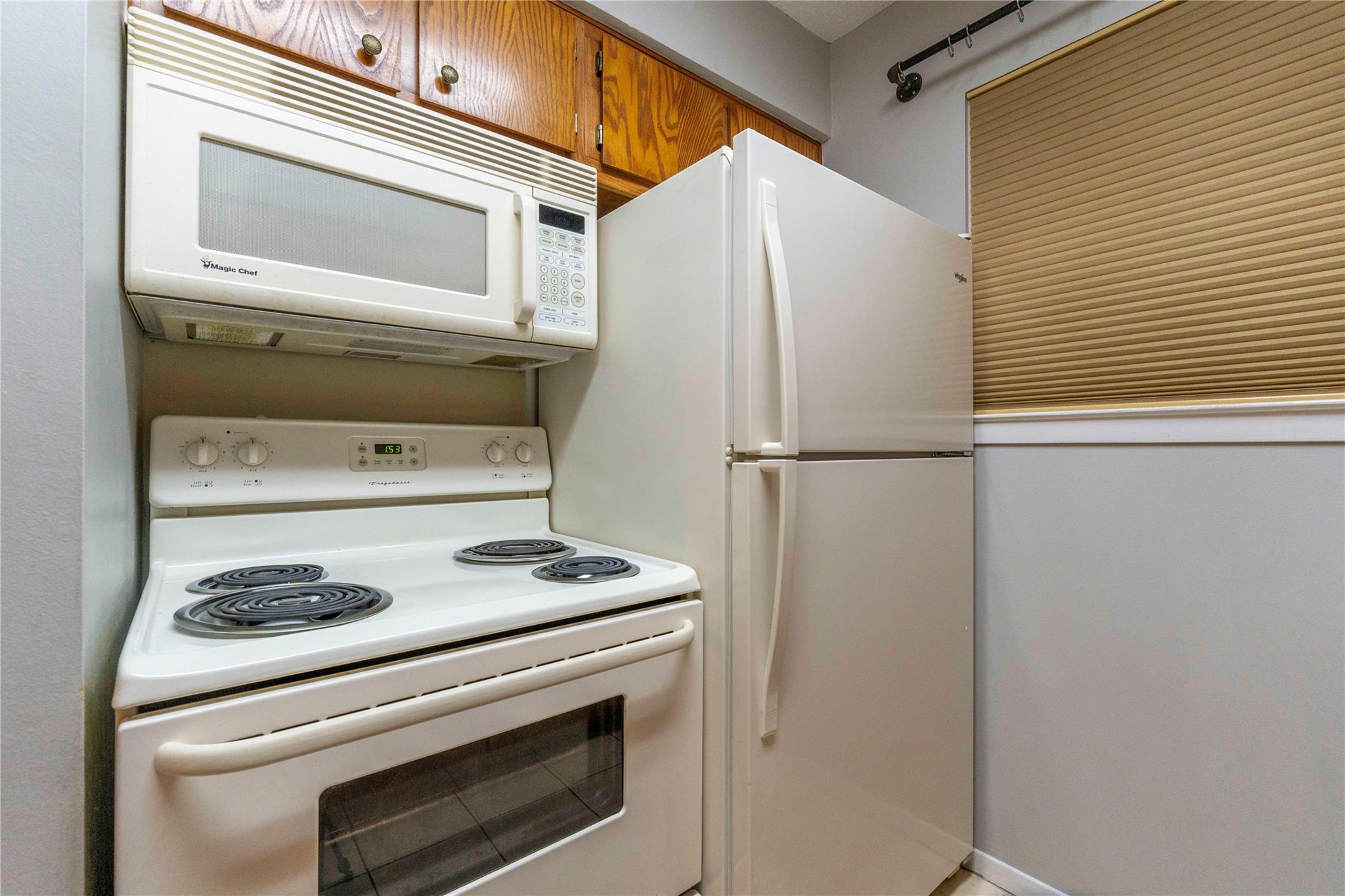 6903 Deatonhill DR #28, Austin, TX 78745 photo 4