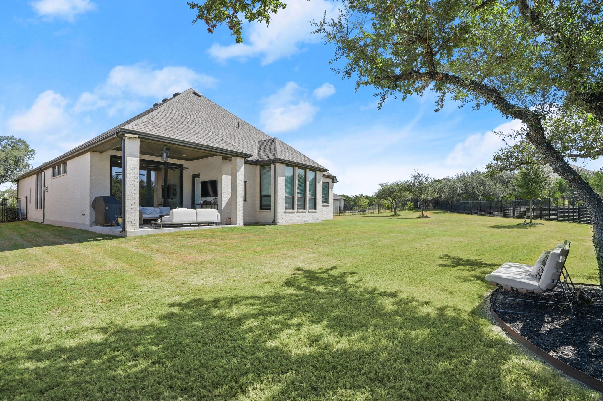 154 Little Stream CV, Austin, TX 78737 photo 2