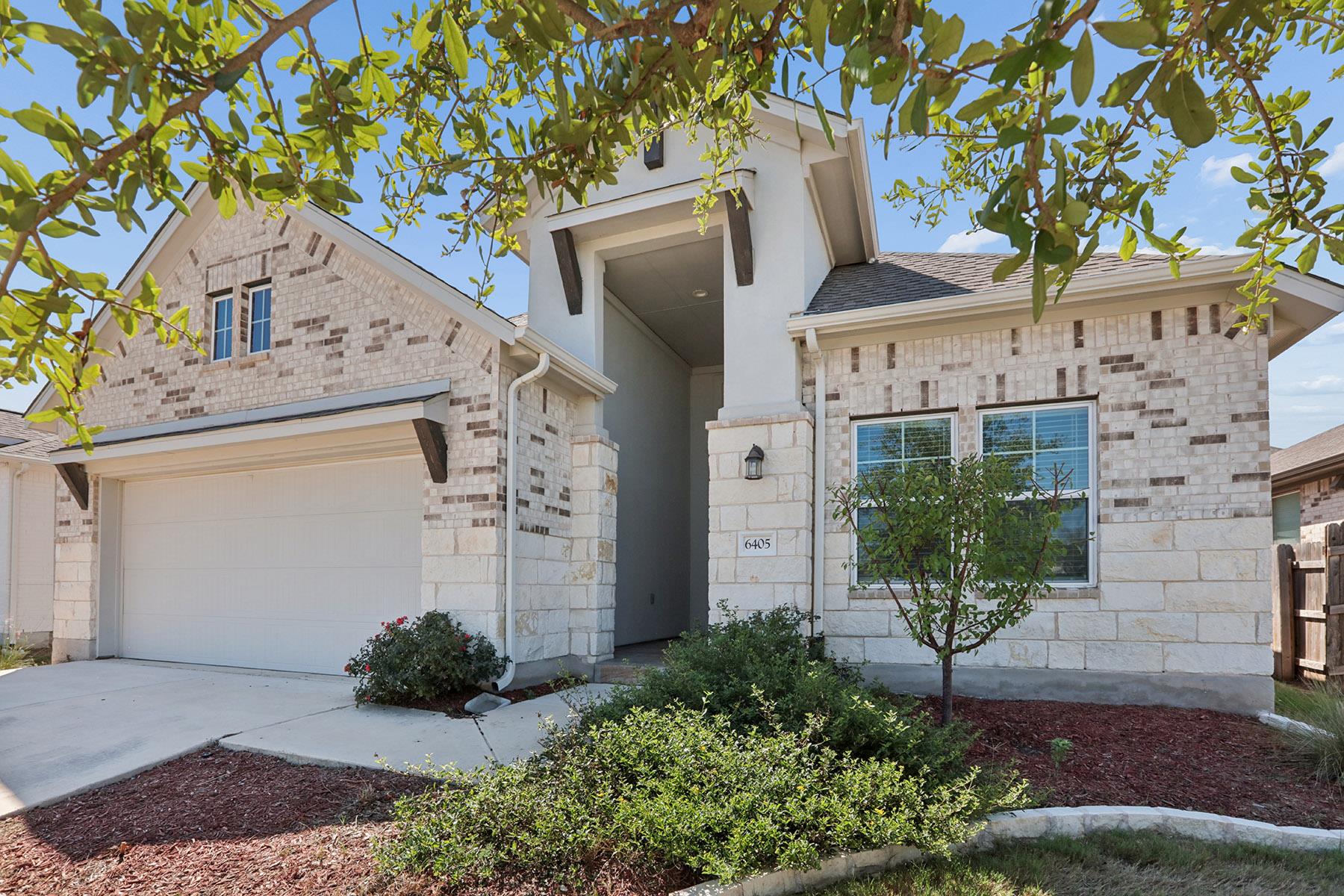 6405 Velvet Leaf LN, Buda, TX 78610 photo 2