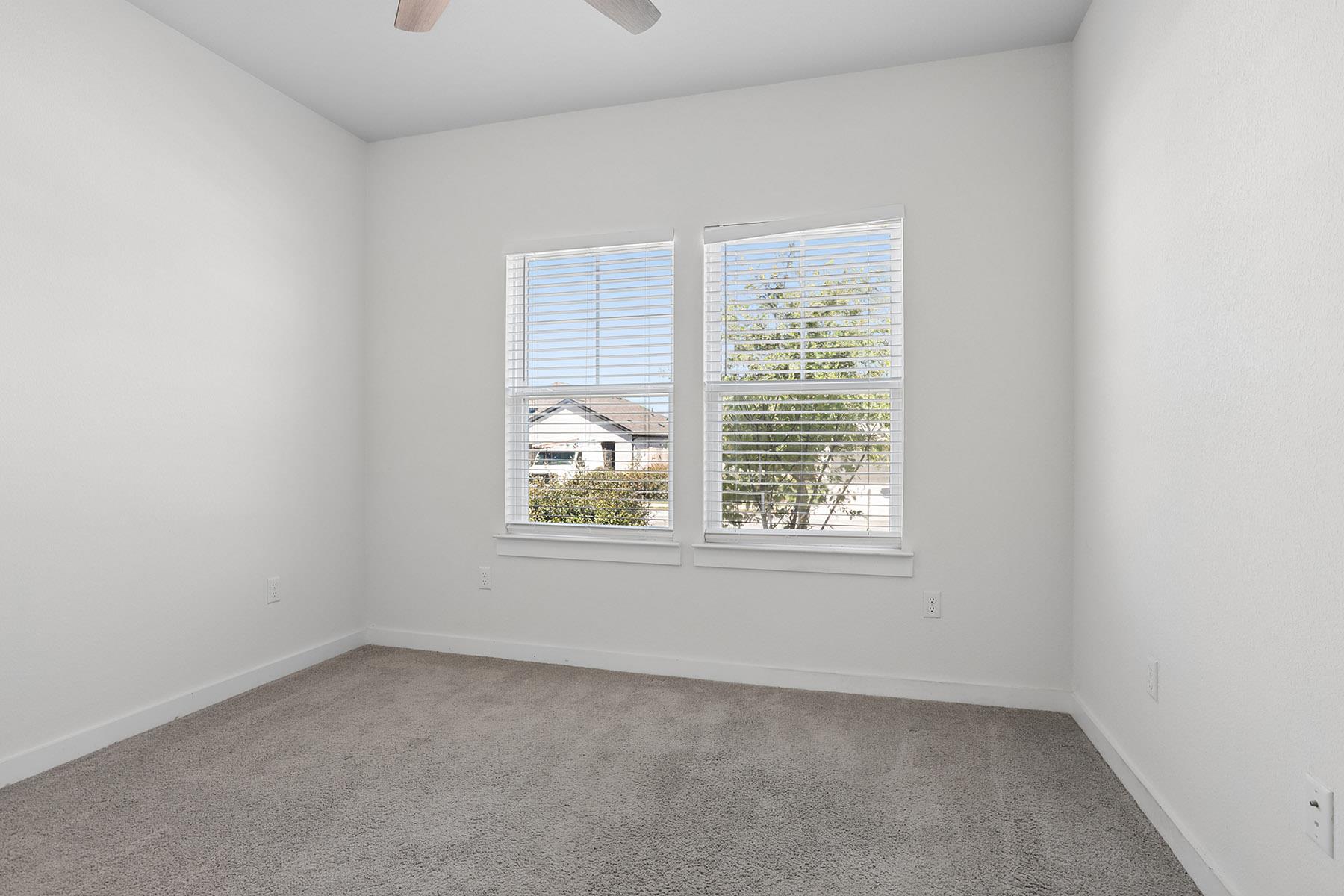 6405 Velvet Leaf LN, Buda, TX 78610 photo 4
