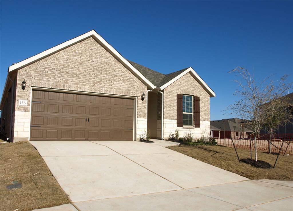 136 Raleigh DR, Georgetown, TX 78633 photo 2