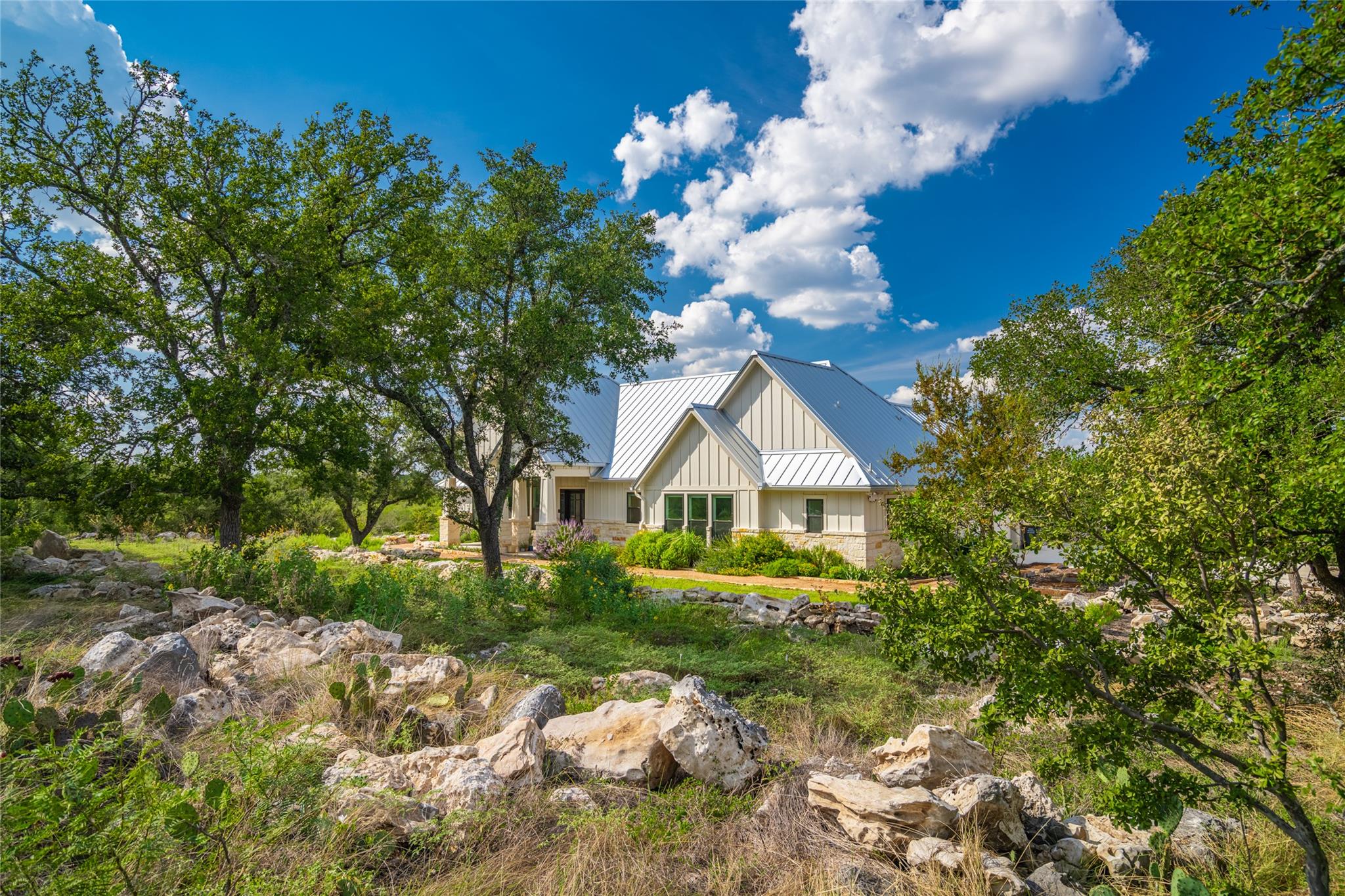 2840 Grape Creek RD, Fredericksburg, TX 78624 photo 4