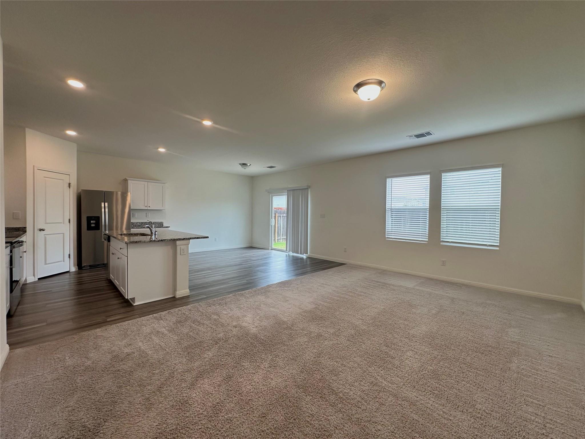 103 Gray Fox LOOP, Hutto, TX 78634 photo 3
