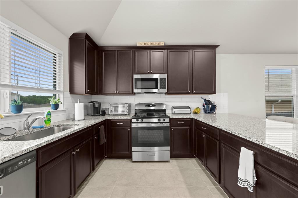 11512 Milano DR, Austin, TX 78747 photo 3