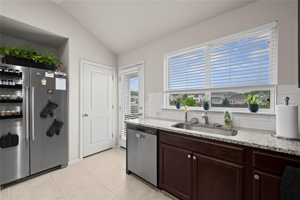 11512 Milano DR, Austin, TX 78747 photo 5