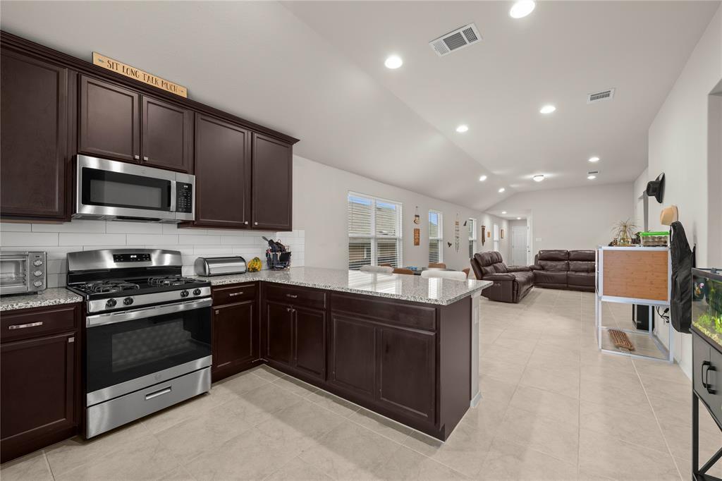 11512 Milano DR, Austin, TX 78747 photo 4