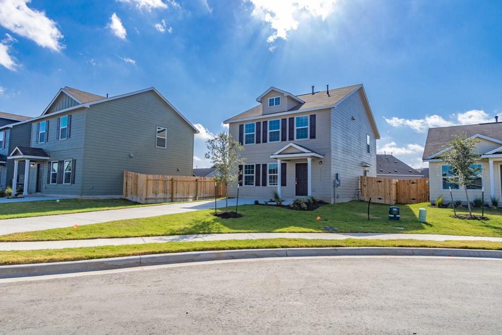 17717 Oso CV, Elgin, TX 78621 photo 2