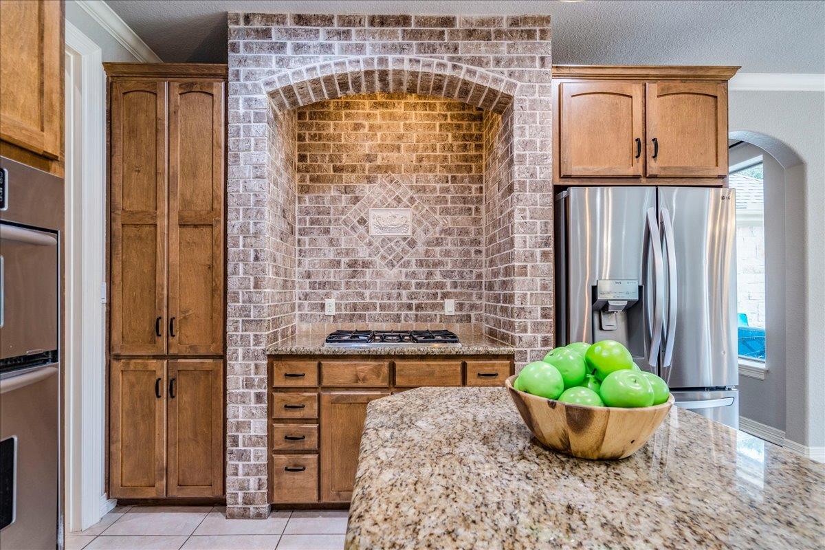 103 Silverstone DR, Georgetown, TX 78633 photo 4