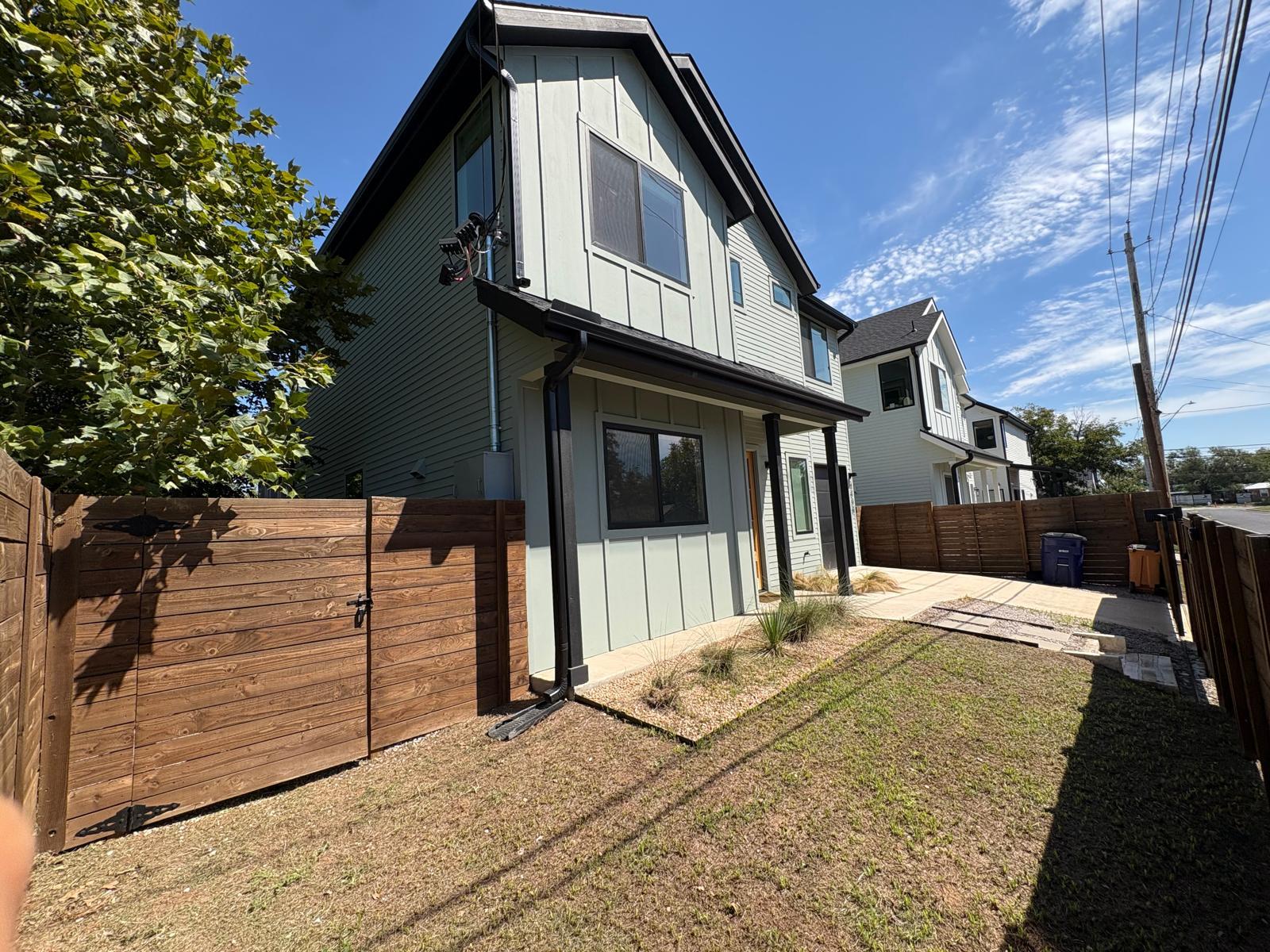 4806 Lott Ave, Austin, TX 78721 photo 2
