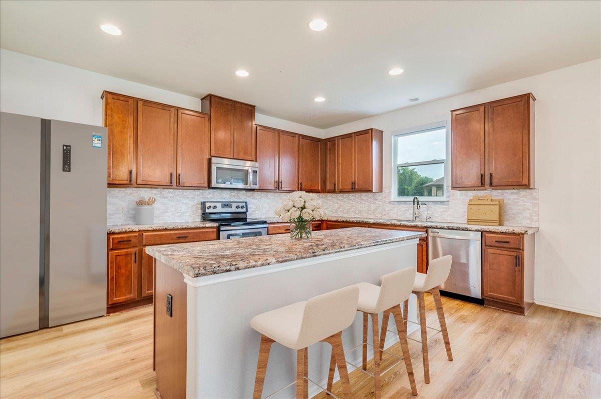 401 Waterleaf BLVD, Kyle, TX 78640 photo 3