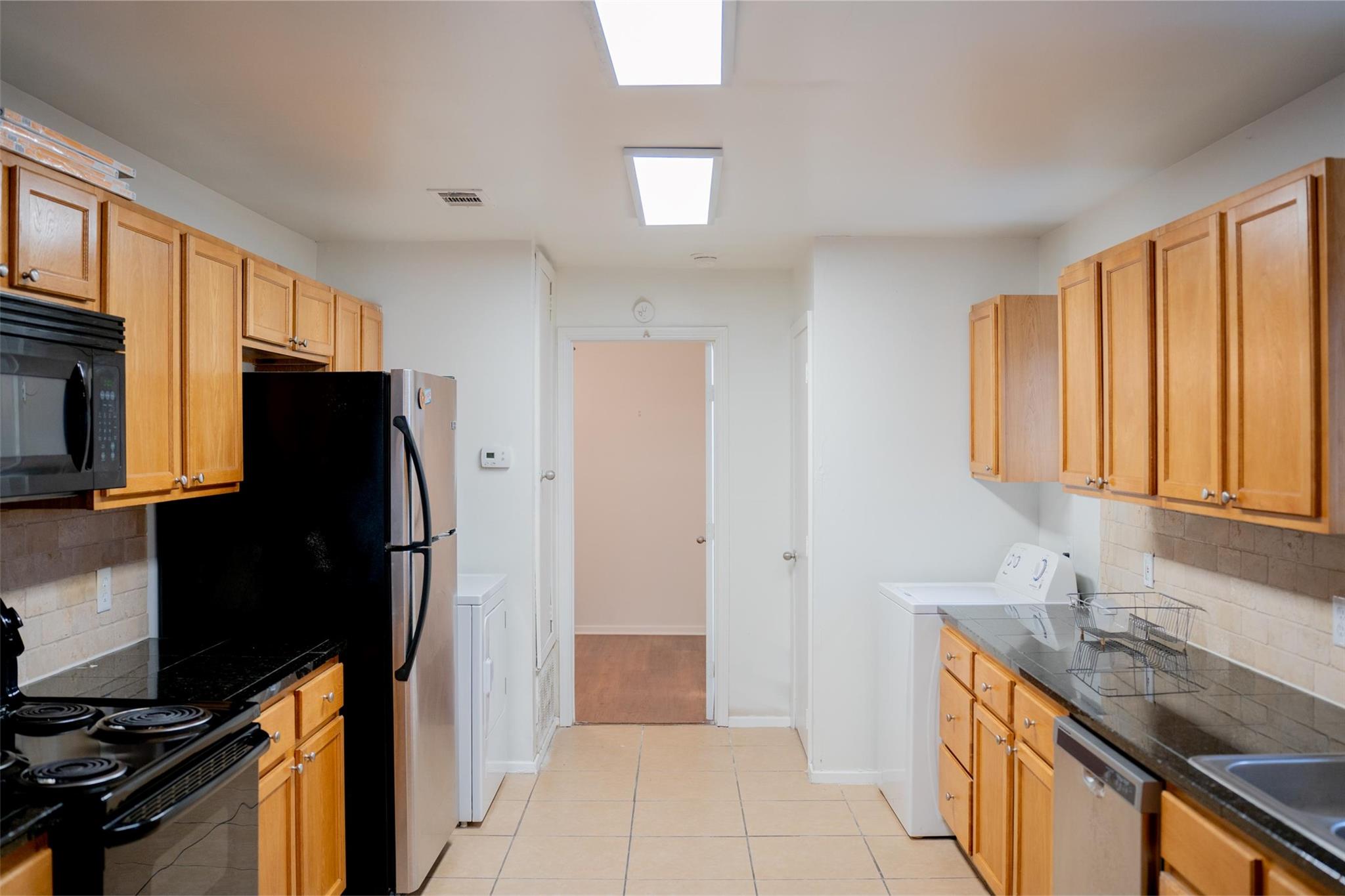 2841 San Gabriel ST, Austin, TX 78705 photo 5