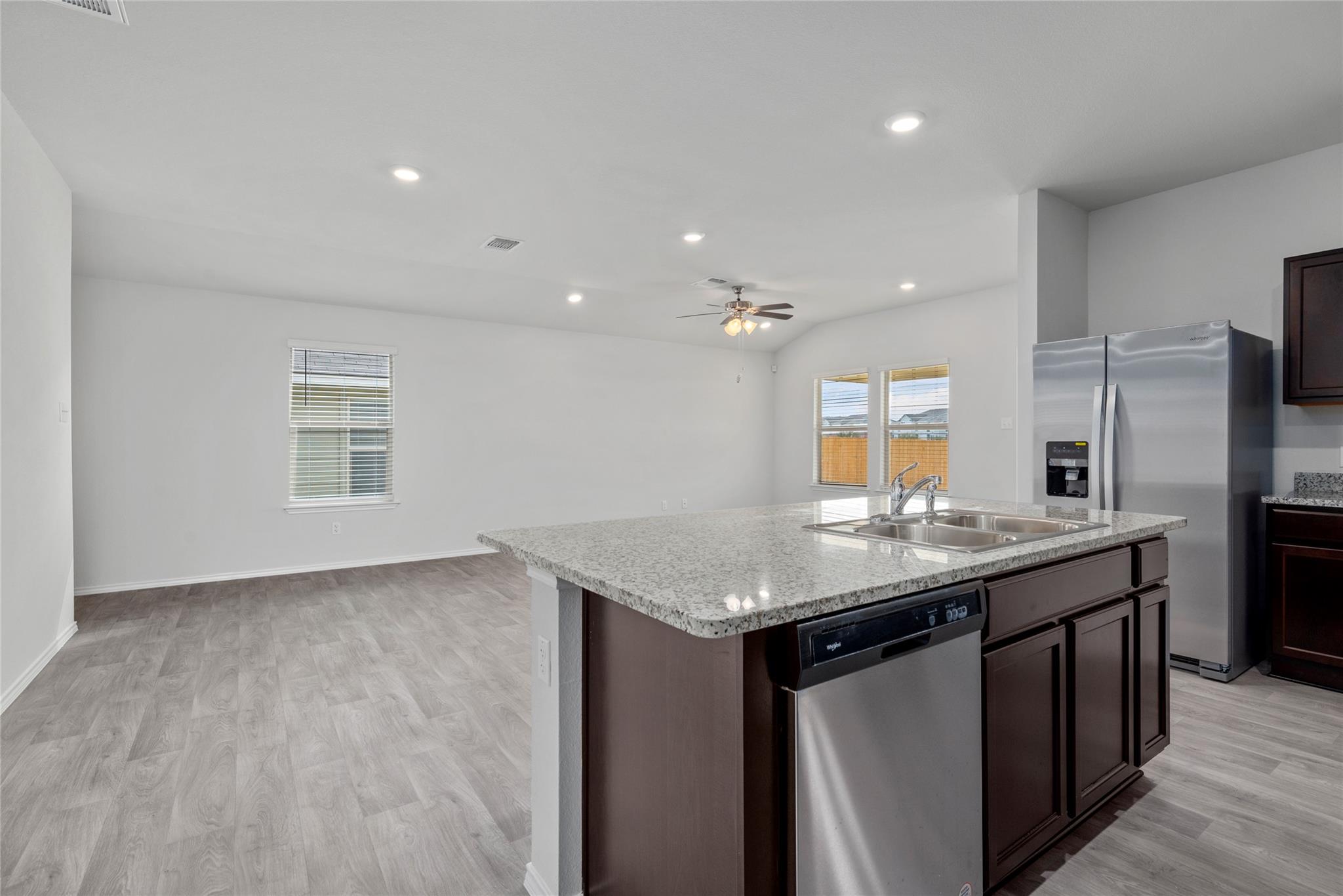 6900 Reginald DR, Killeen, TX 76549 photo 3