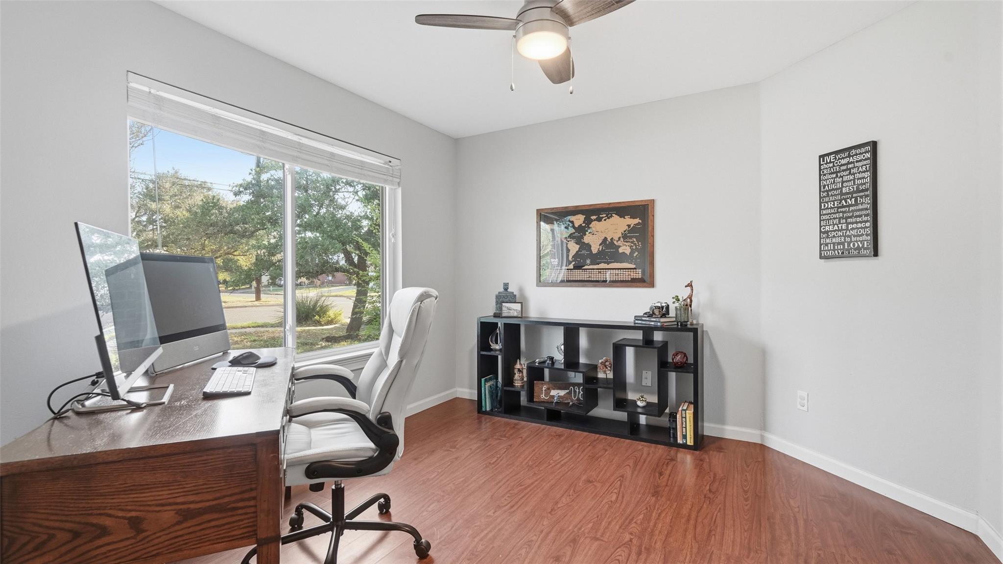 5513 Kayview DR, Austin, TX 78749 photo 4