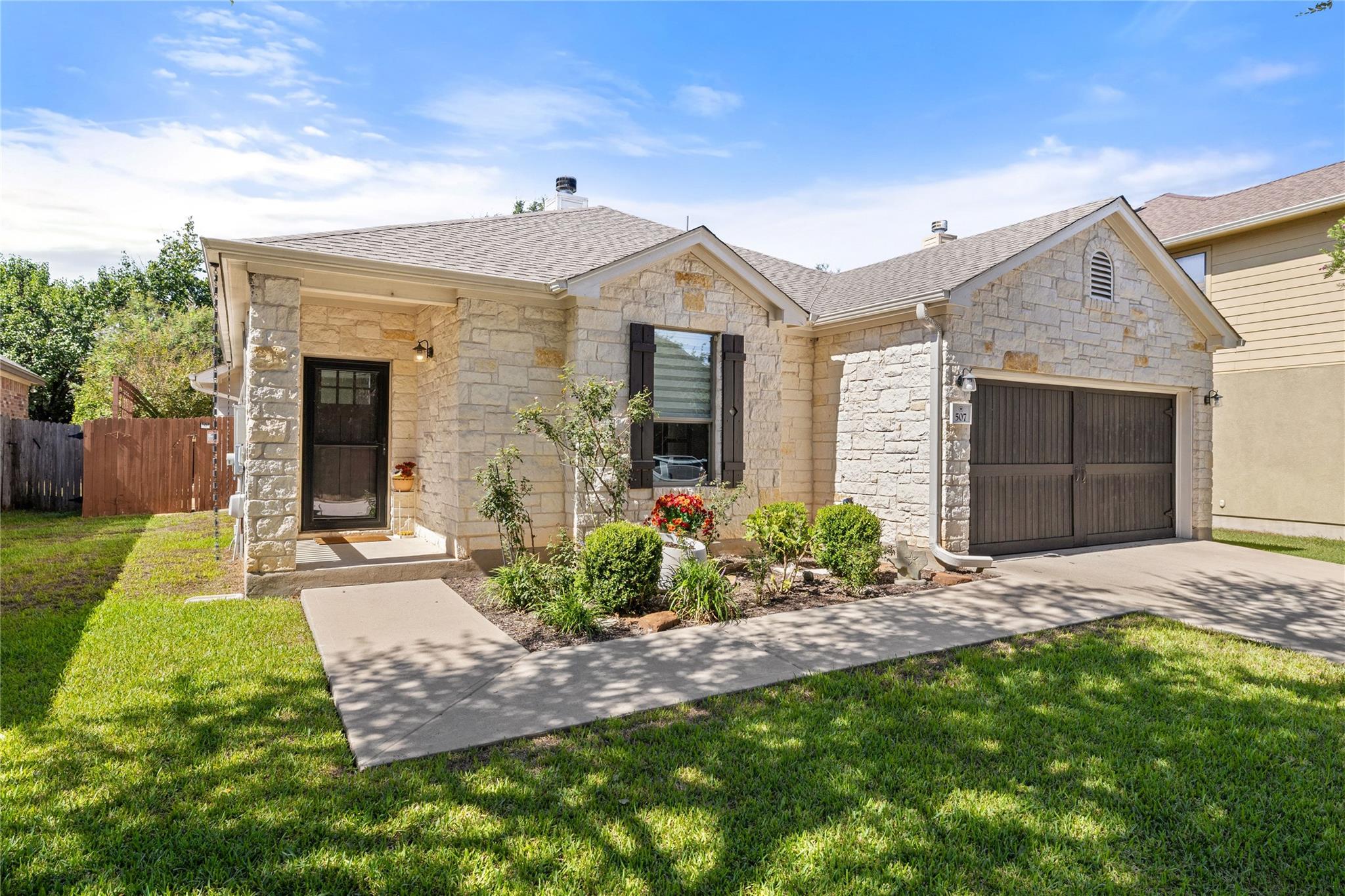 507 Paseo Grand DR, Cedar Park, TX 78613 photo 3
