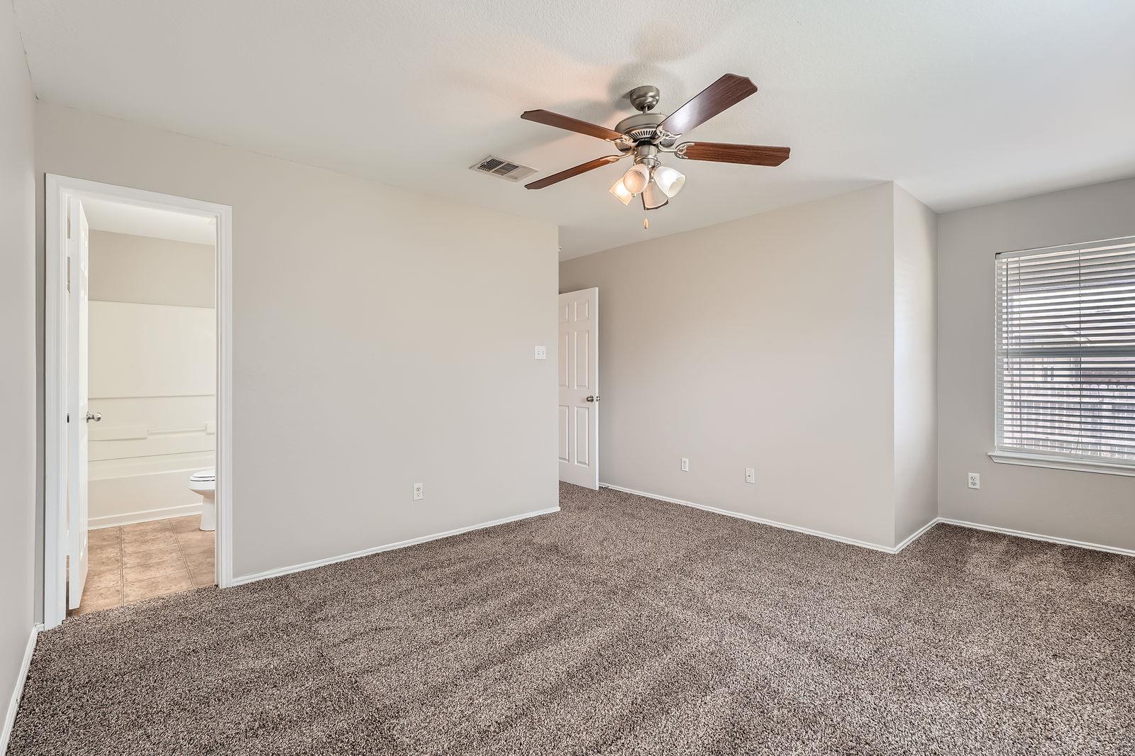315 Moonwalker TRL, Buda, TX 78610 photo 5