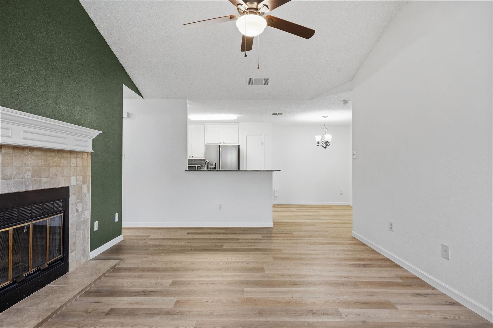 14401 Tiffer LN, Austin, TX 78728 photo 4