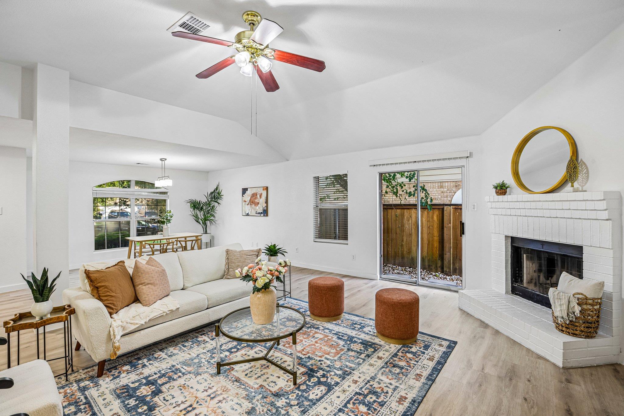 121 Orion CV, Kyle, TX 78640 photo 4