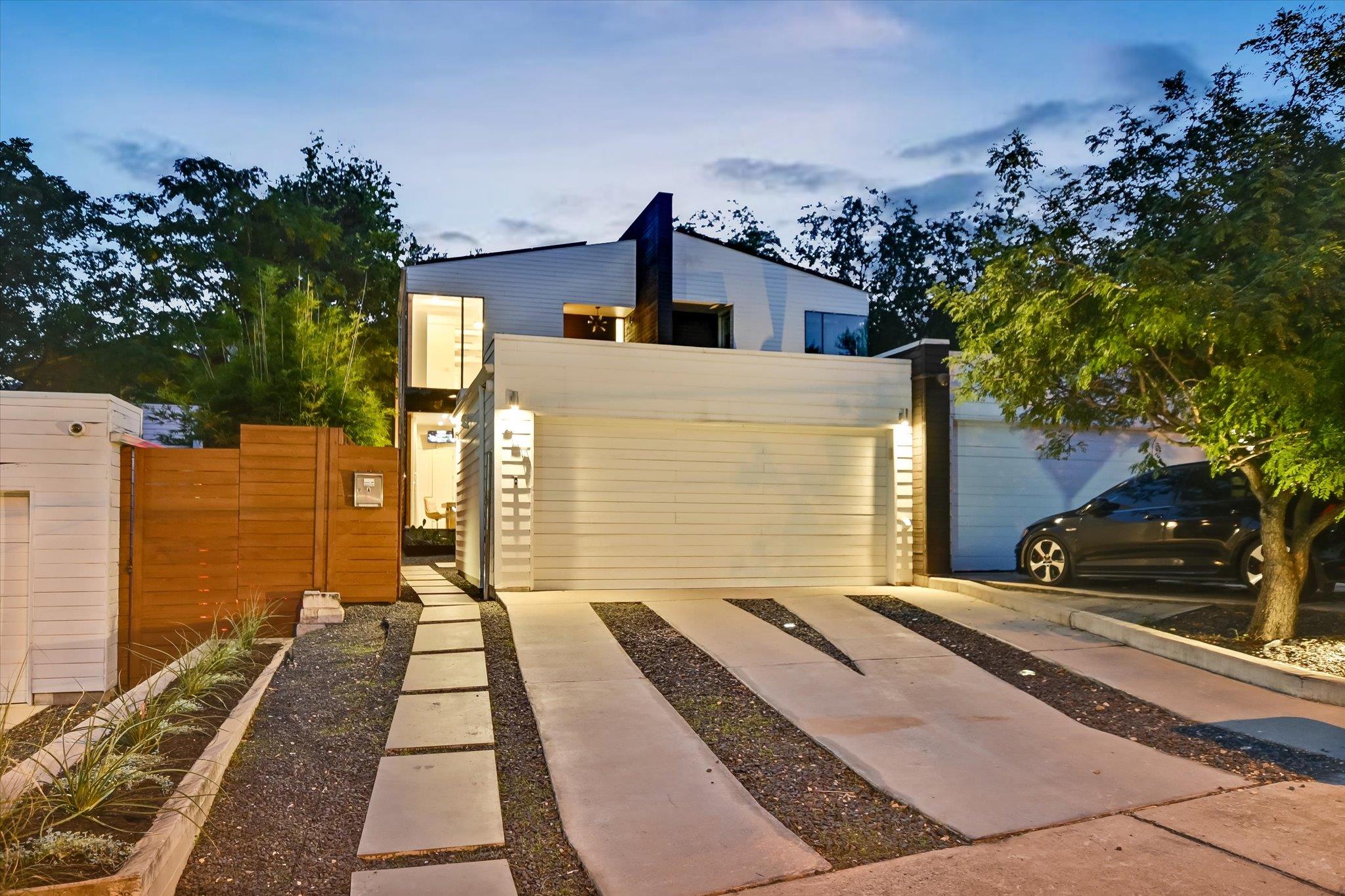 607 Terrell Hill DR #A, Austin, TX 78704 photo 2