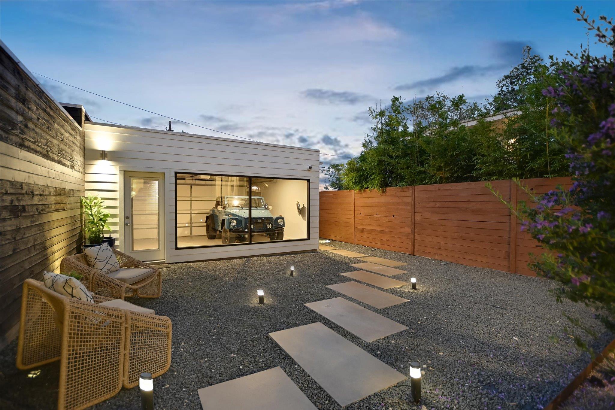 607 Terrell Hill DR #A, Austin, TX 78704 photo 3