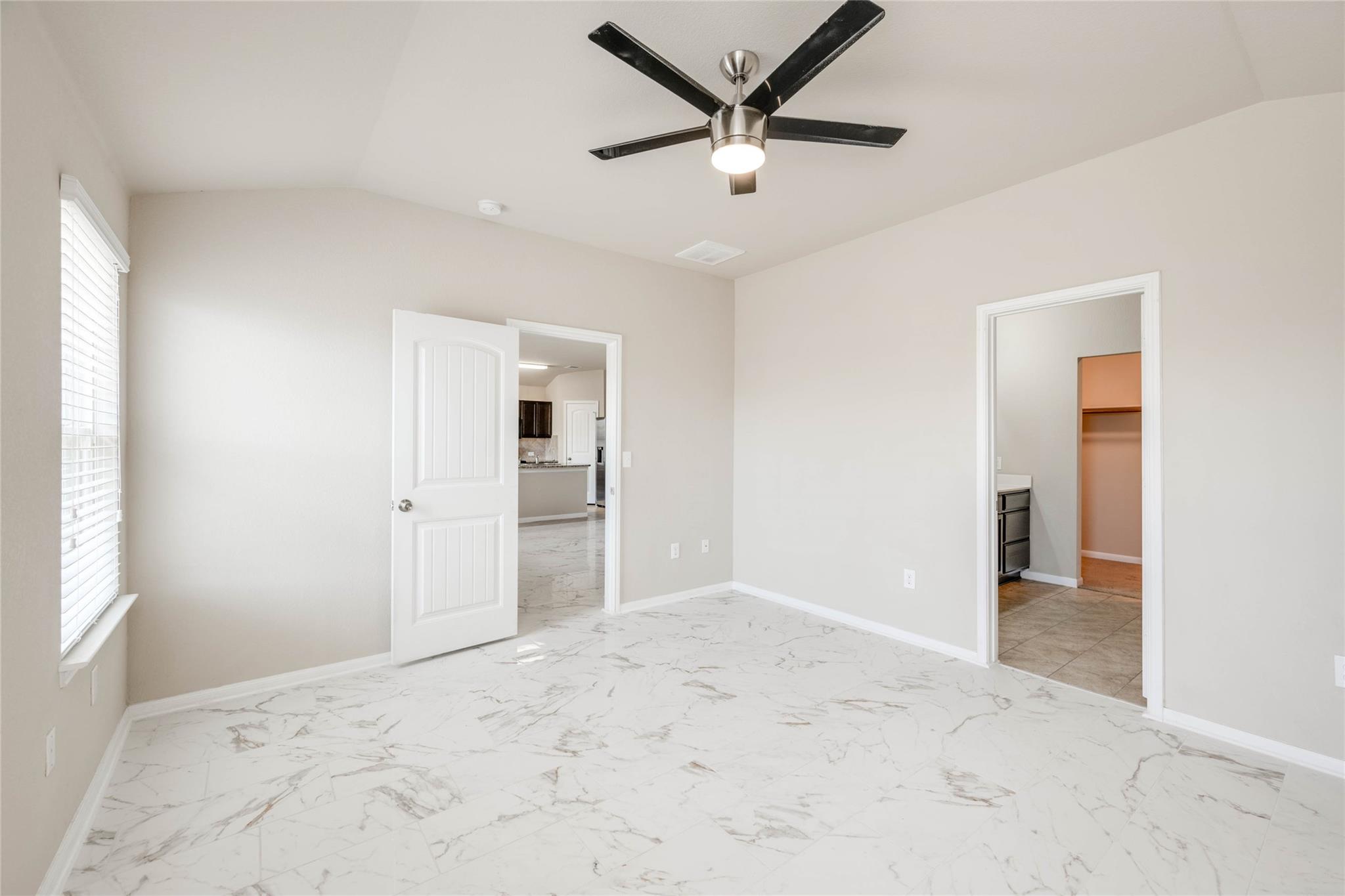 5816 Montrelia DR, Austin, TX 78724 photo 4