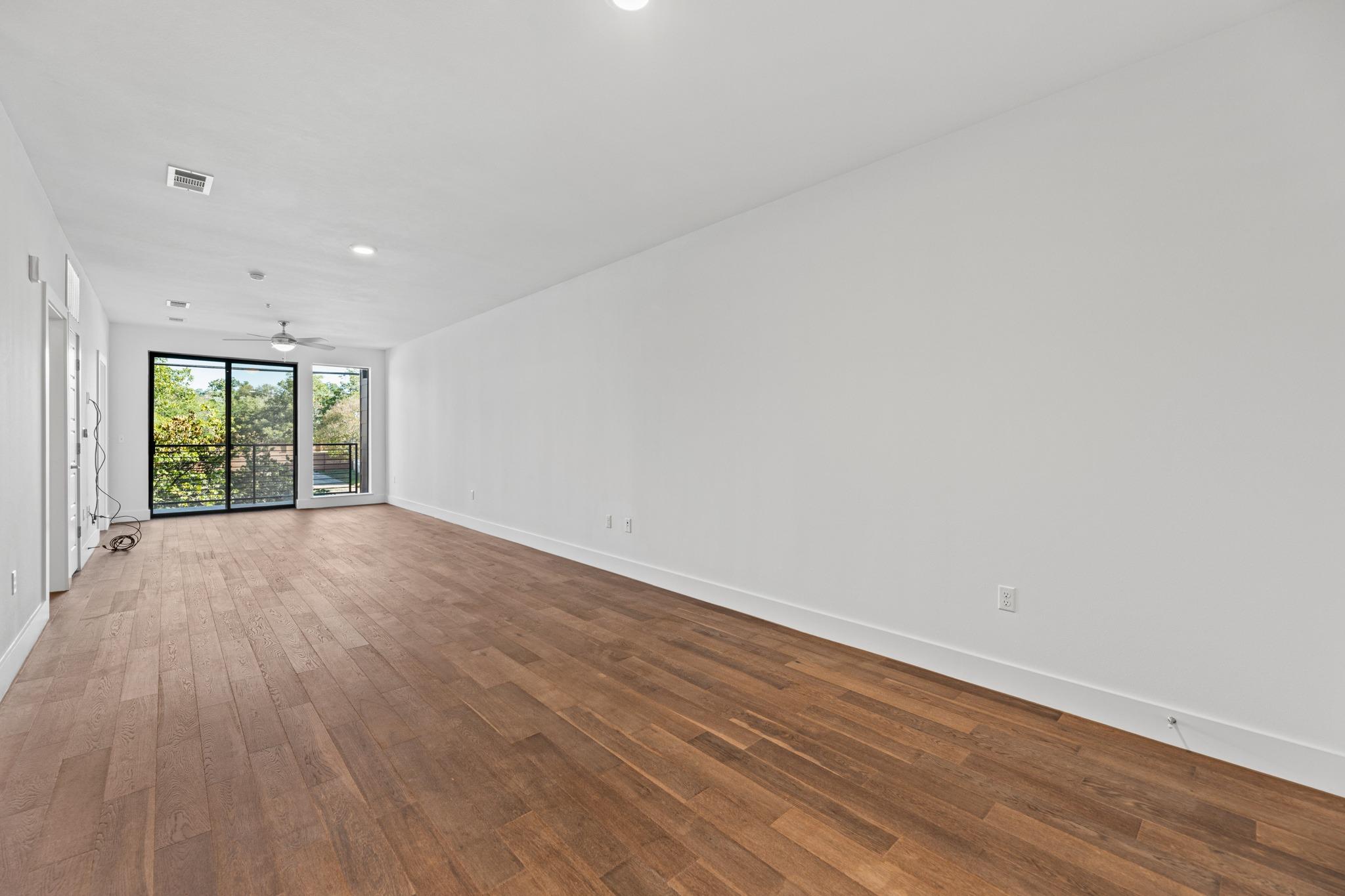 1615 7th ST #202, Austin, TX 78702 photo 4