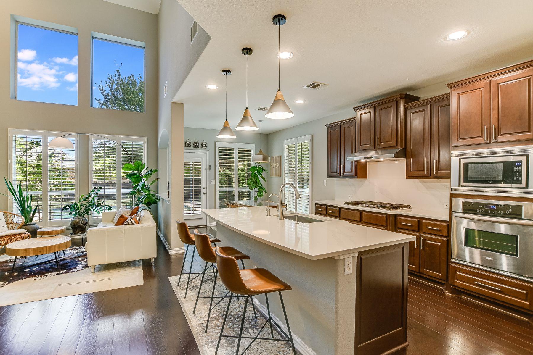 2417 Turtle Mountain BND, Austin, TX 78748 photo 4