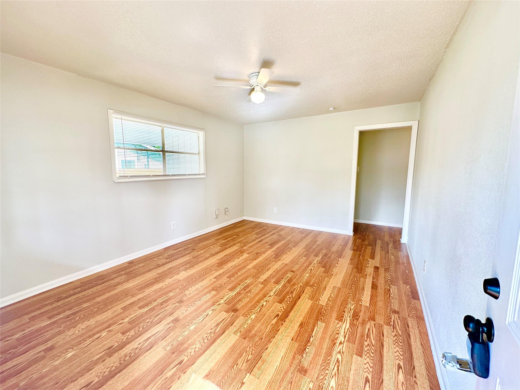 4901 York Hill DR, Austin, TX 78723 photo 3