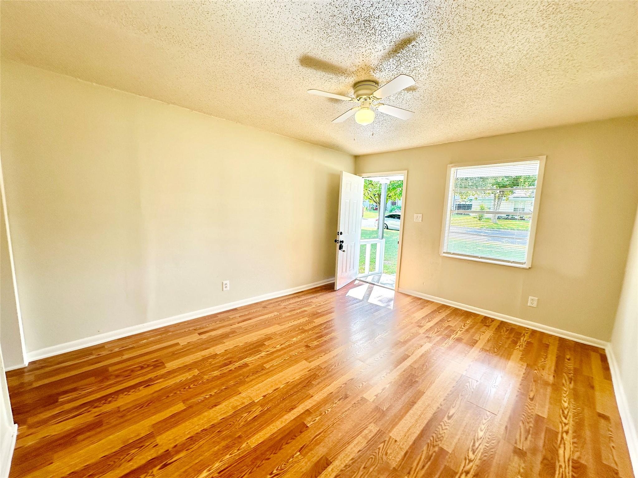 4901 York Hill DR, Austin, TX 78723 photo 5