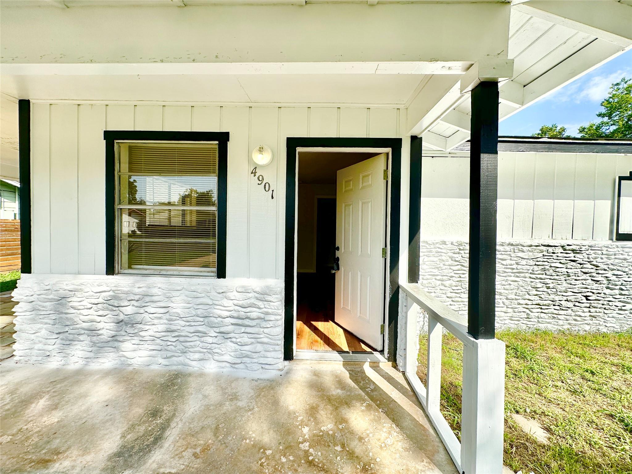 4901 York Hill DR, Austin, TX 78723 photo 4