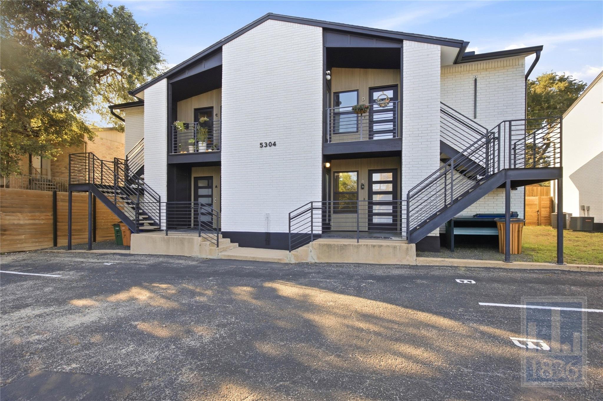 Deer Park Sec 05