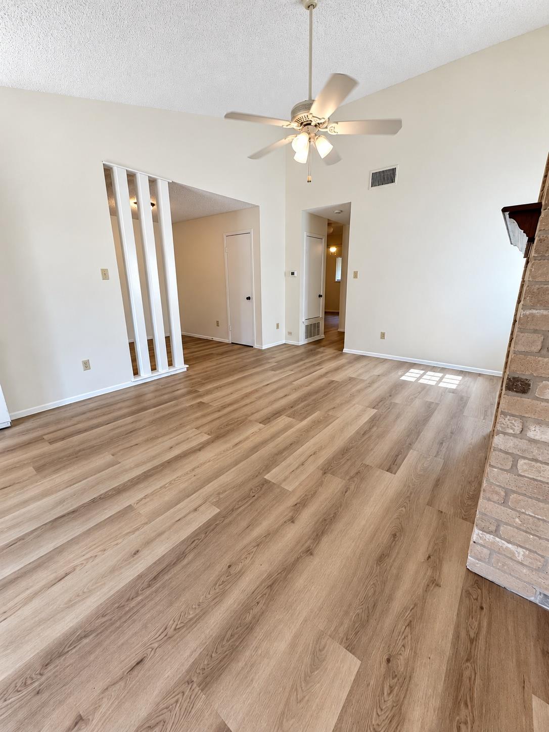 607 Rollingway DR #A, Round Rock, TX 78681 photo 3