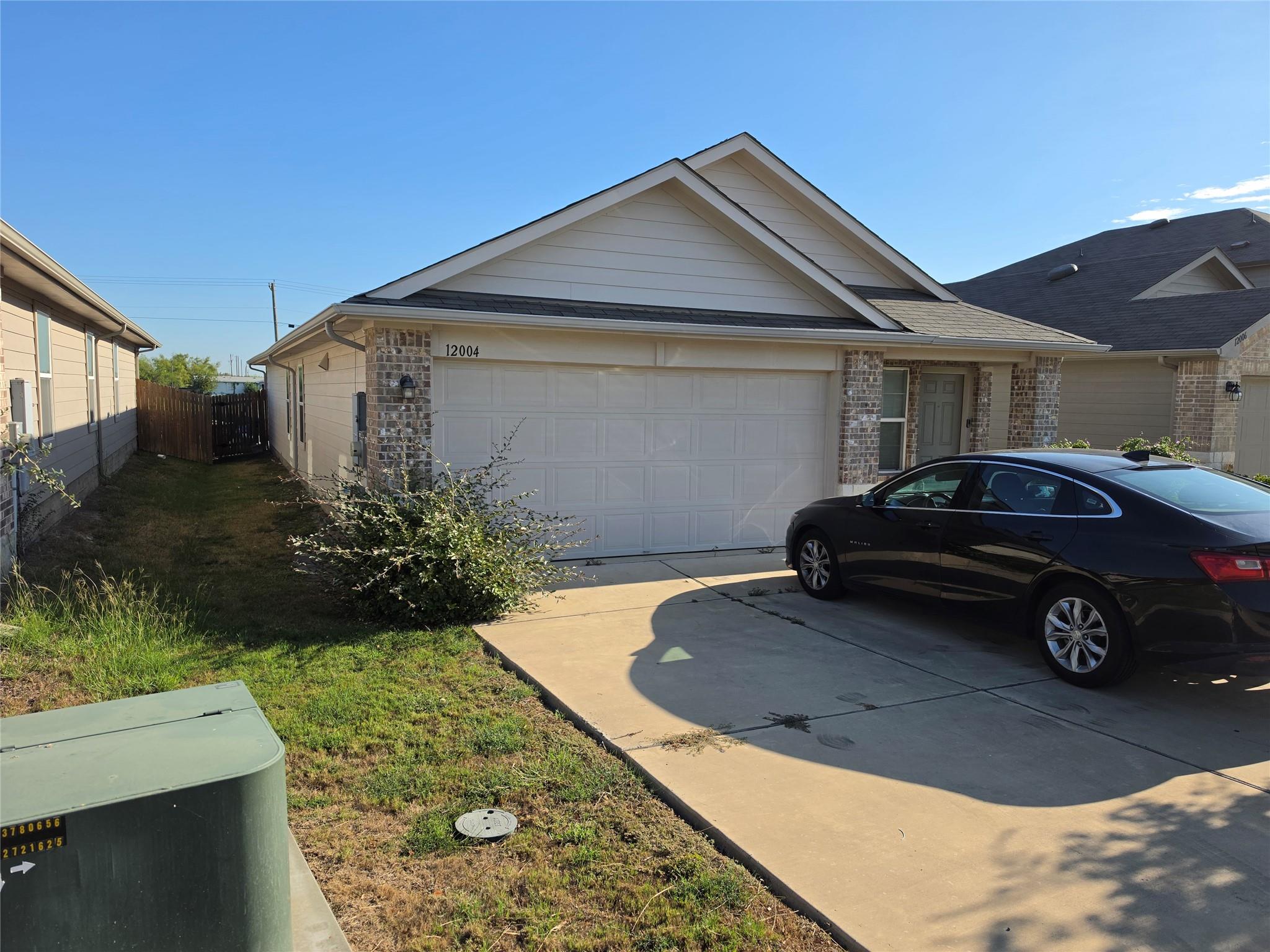 12004 Pyrite RD, Manor, TX 78653 photo 2