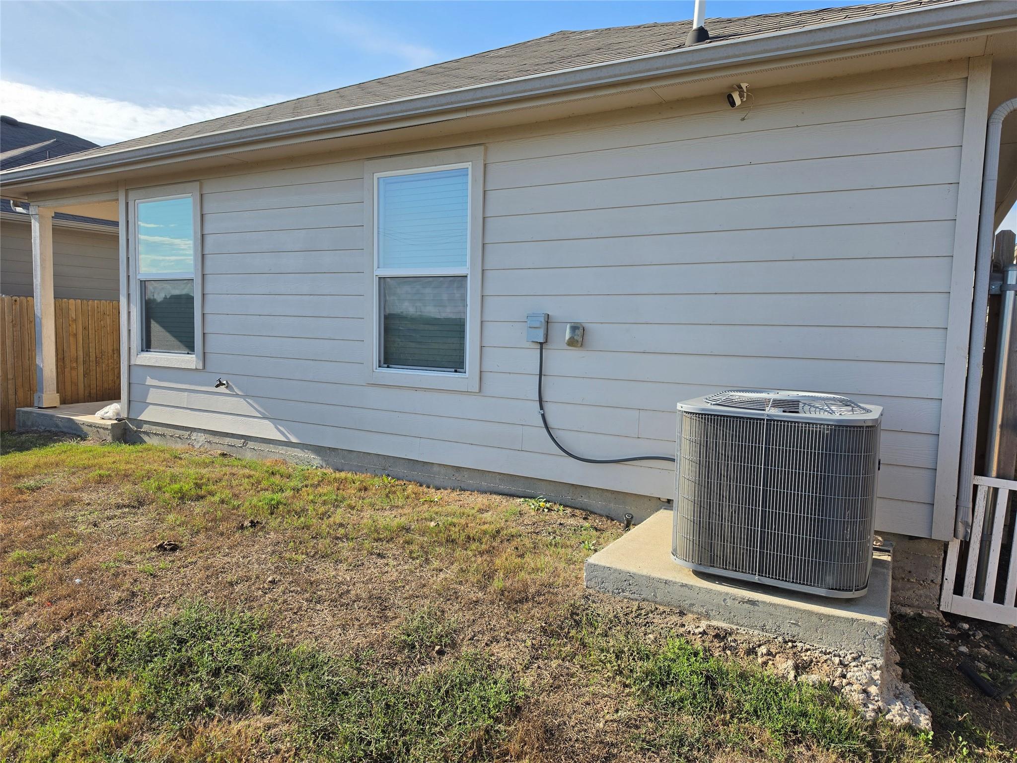 12004 Pyrite RD, Manor, TX 78653 photo 3