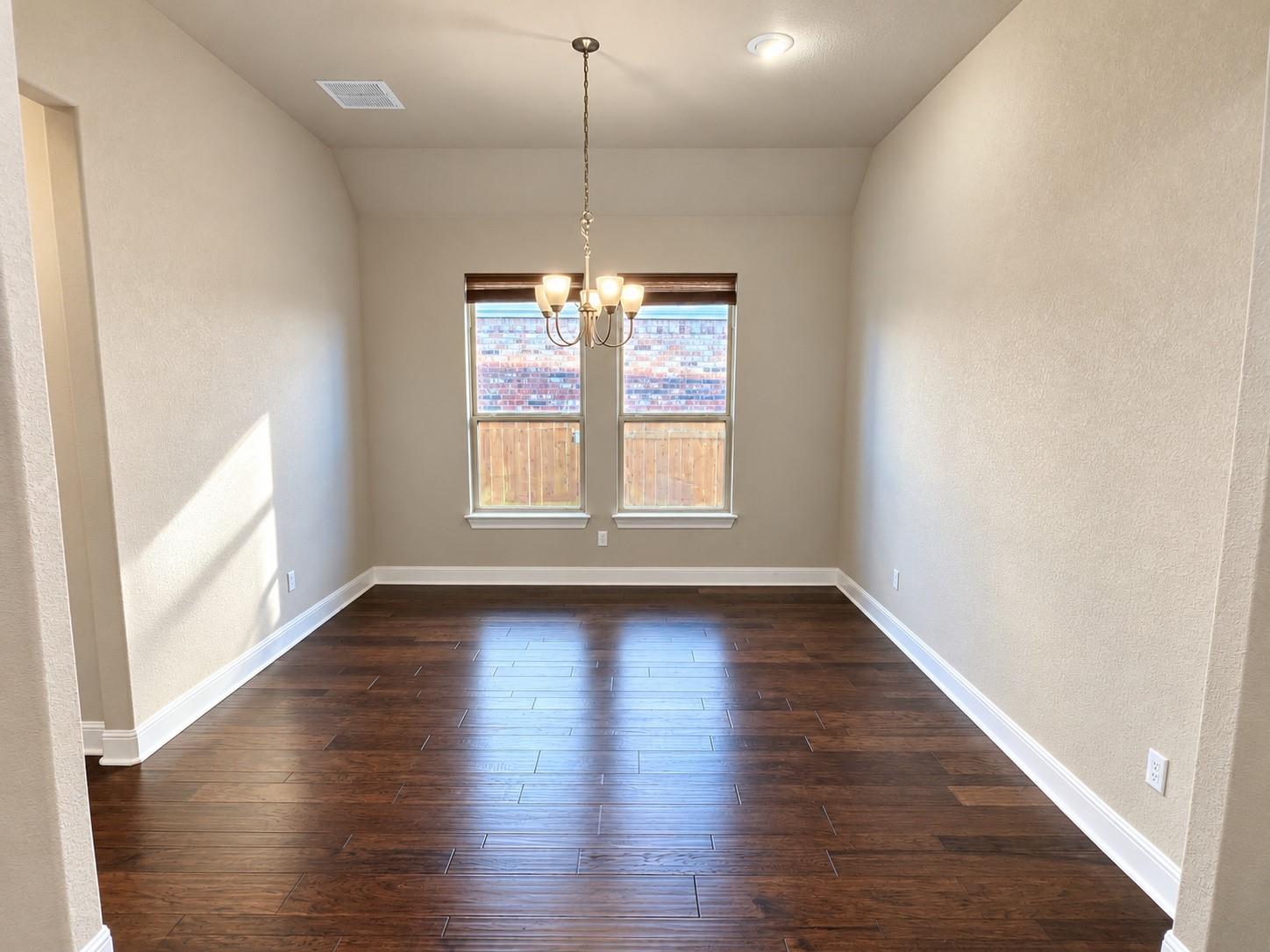 2637 Enza DR, Round Rock, TX 78665 photo 4
