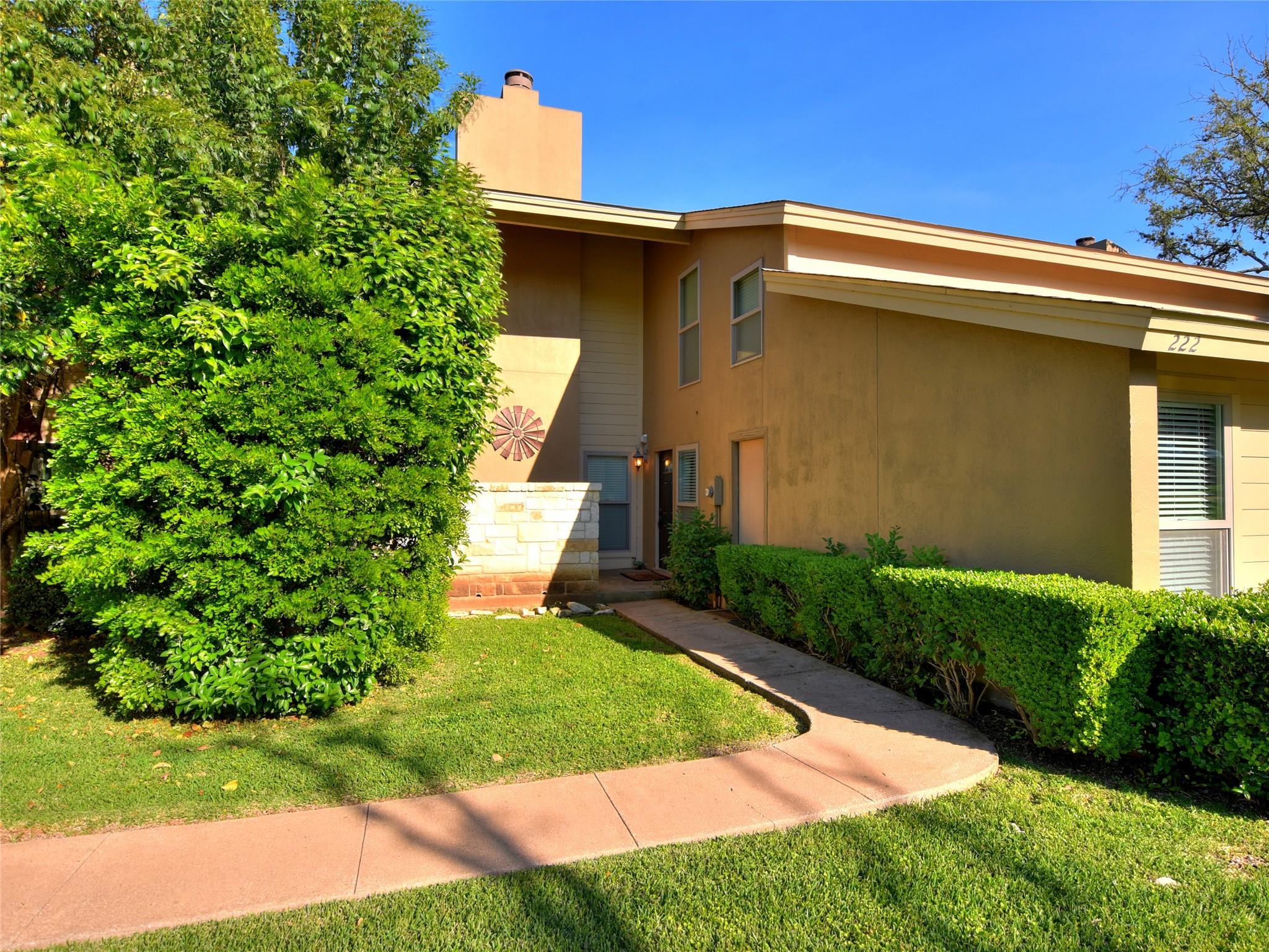 222 Lido ST #J-2, Lakeway, TX 78734 photo 3