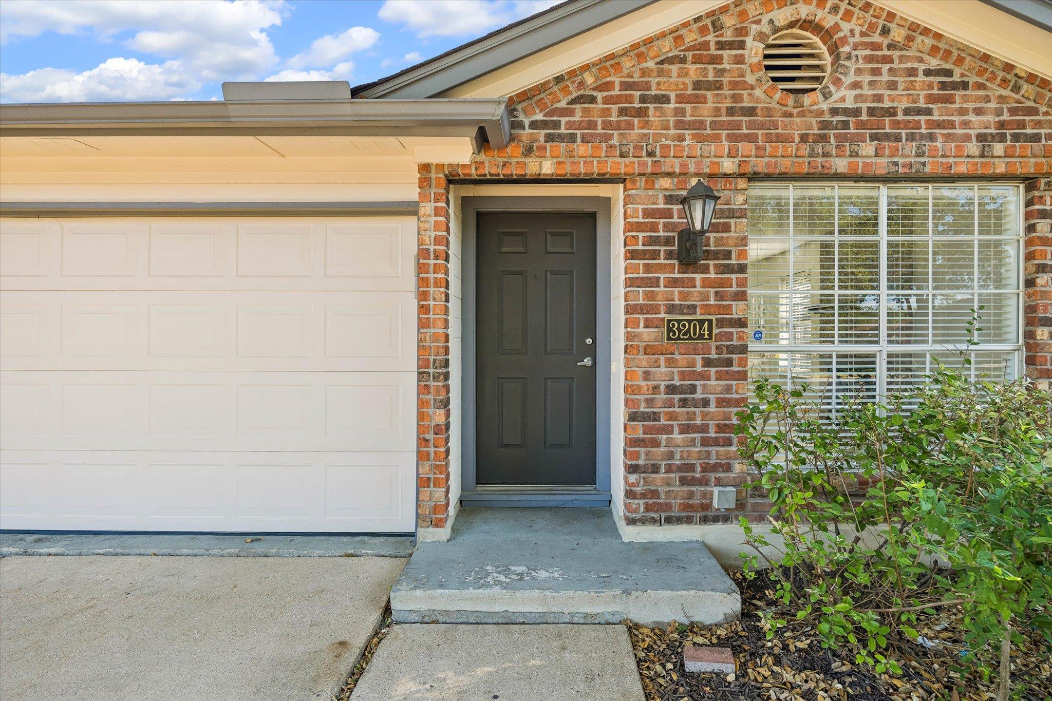 3204 Blazing Star TRL, Cedar Park, TX 78613 photo 3