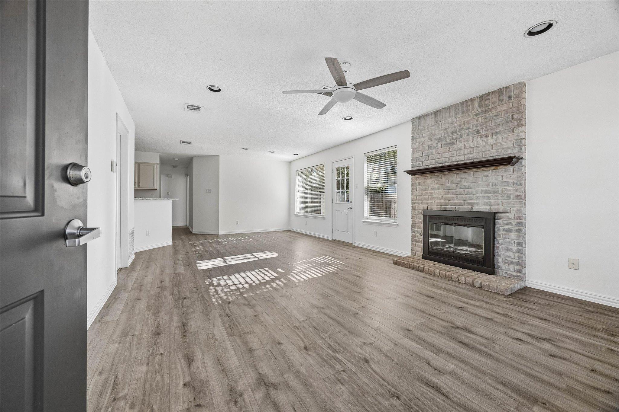 3204 Blazing Star TRL, Cedar Park, TX 78613 photo 4