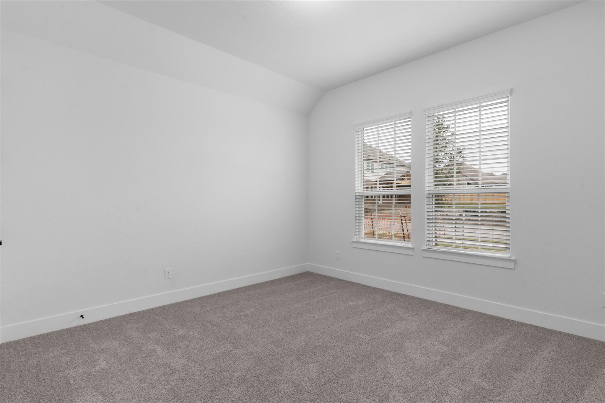 17305 Lisa Samuels DR, Pflugerville, TX 78660 photo 4