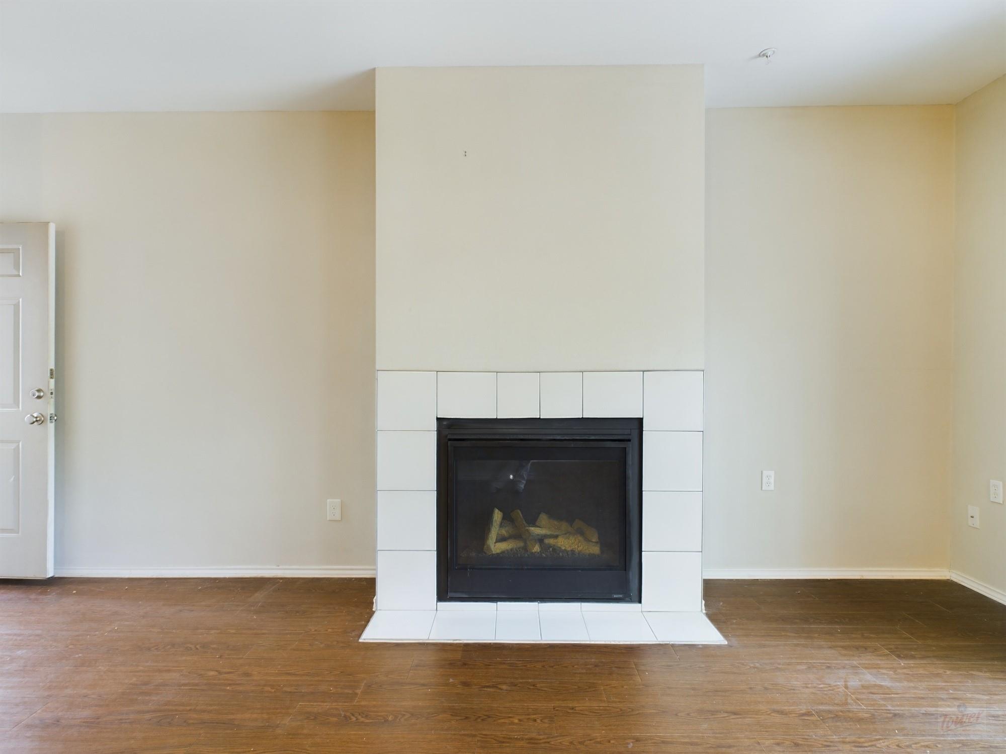 3839 Dry Creek DR #105, Austin, TX 78731 photo 2