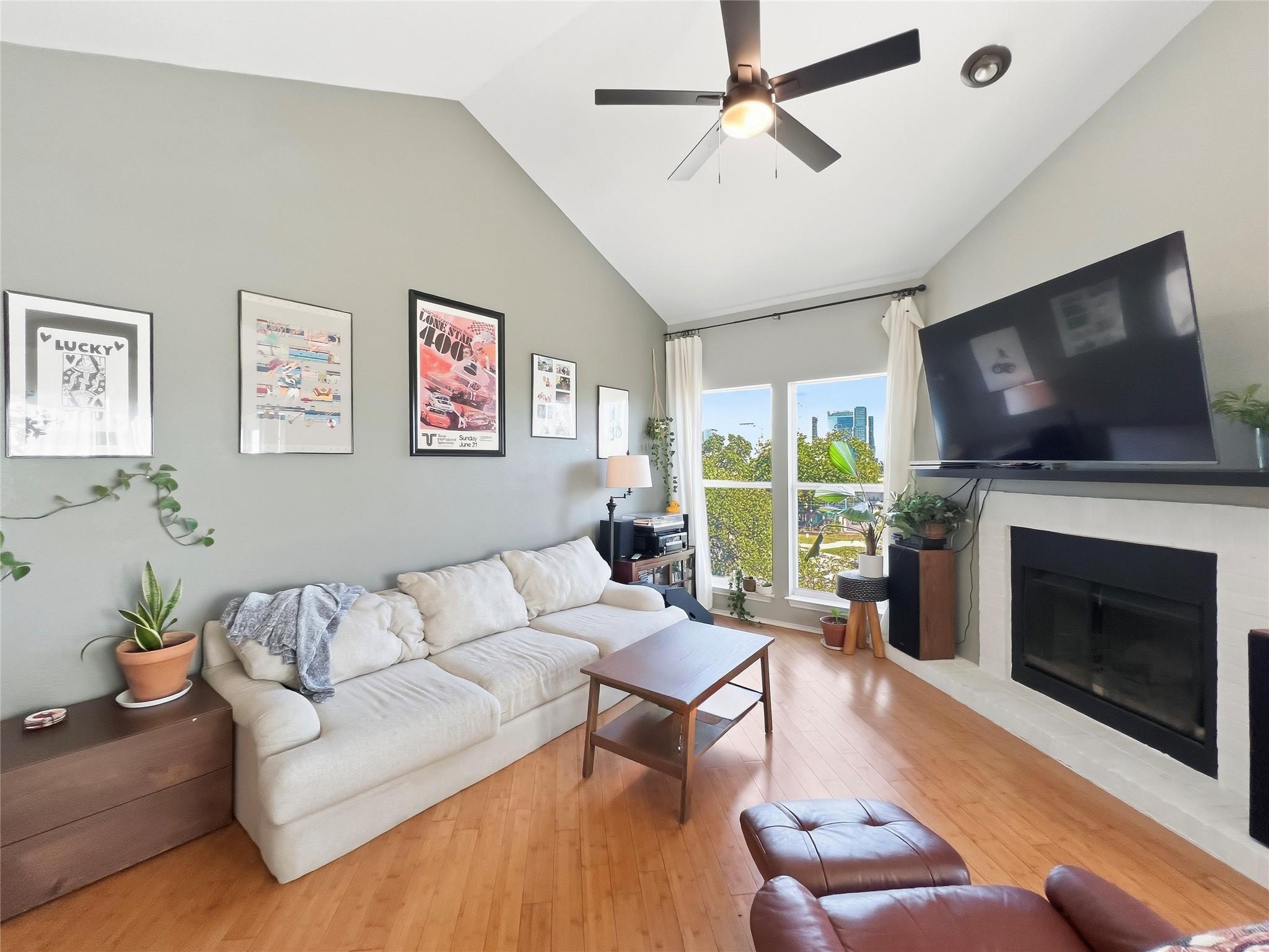 viewpoint condominiums