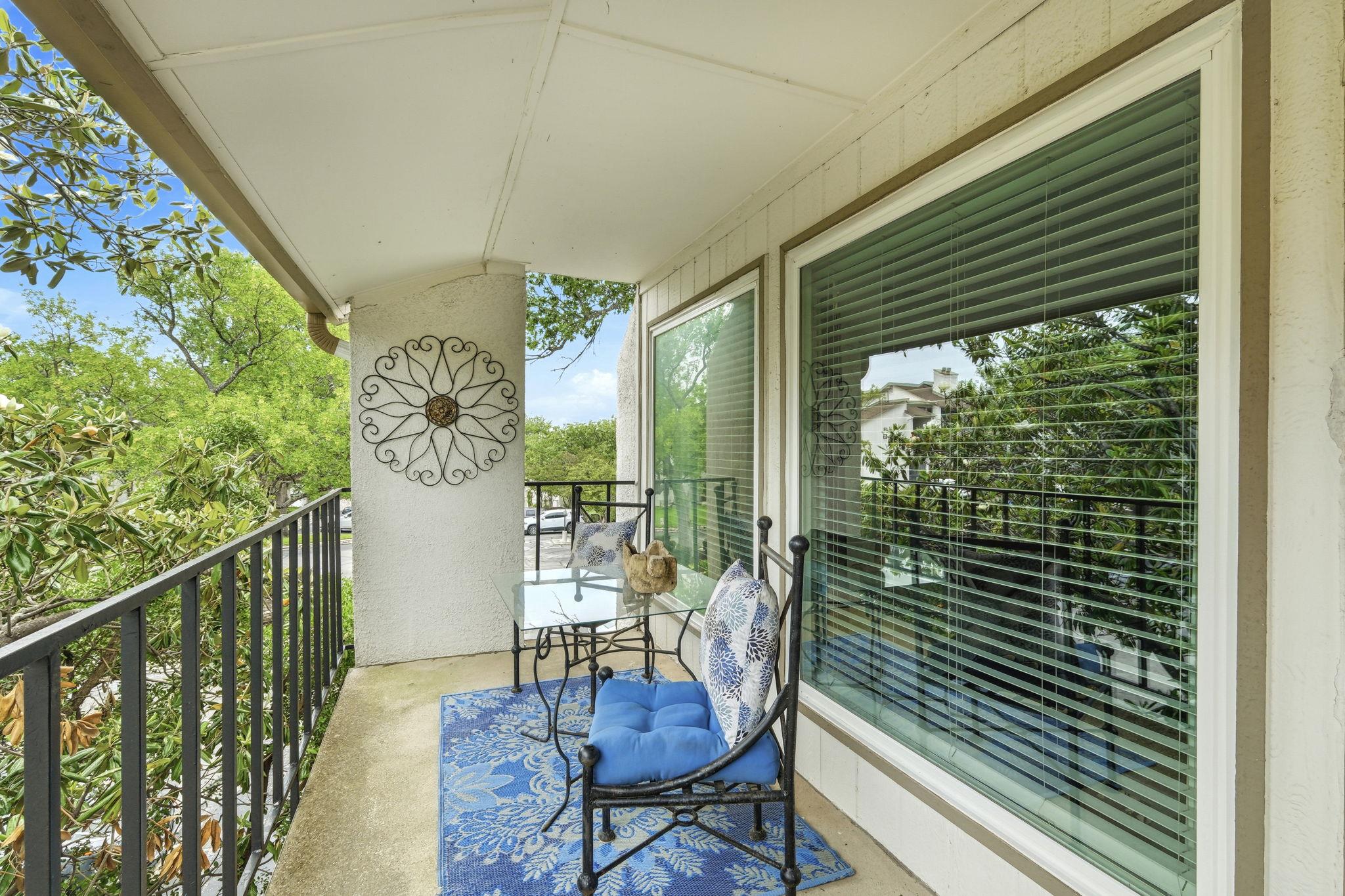 6910 Hart LN #912, Austin, TX 78731 photo 3