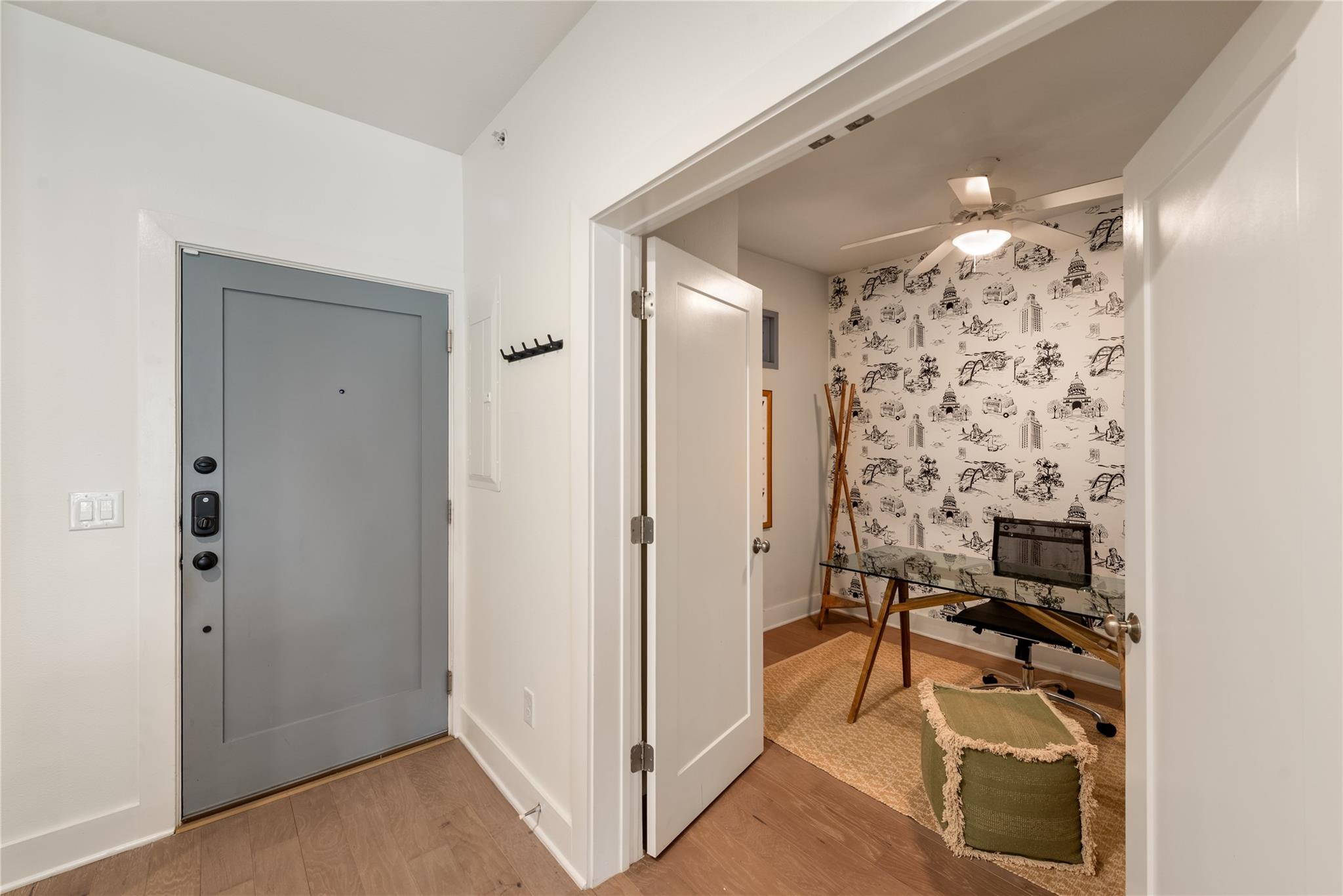 908 NUECES ST #37, Austin, TX 78701 photo 2