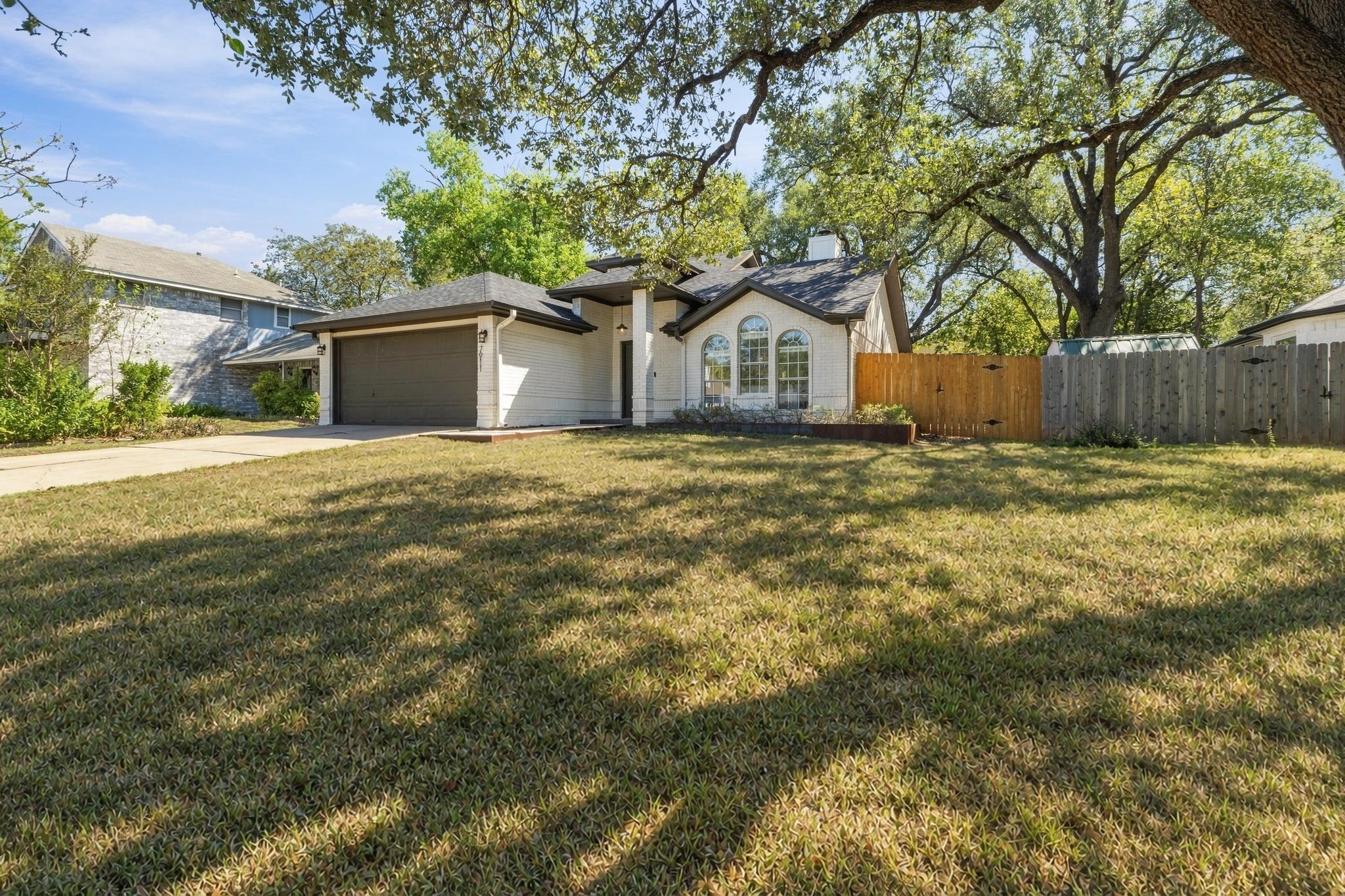 7911 Willet TRL, Austin, TX 78745 photo 2